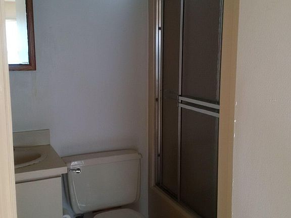 5th image of 56 Sintsink Dr E APT I