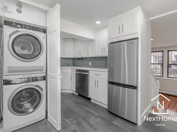 22-28 42nd Street image 1 of 11