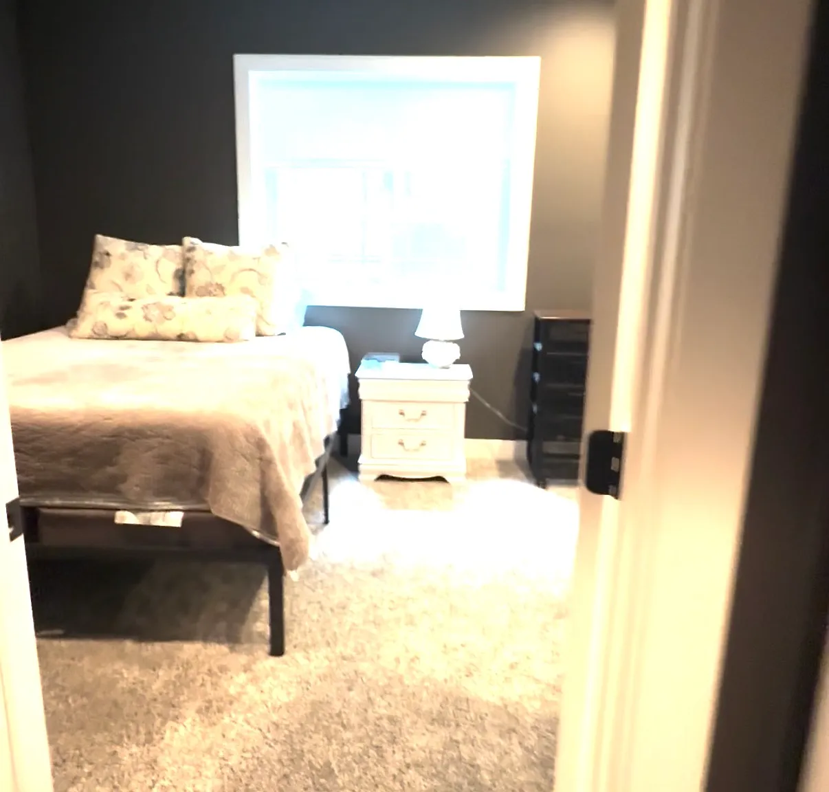 3 bed, 2497 sqft, $800 — Photo 3