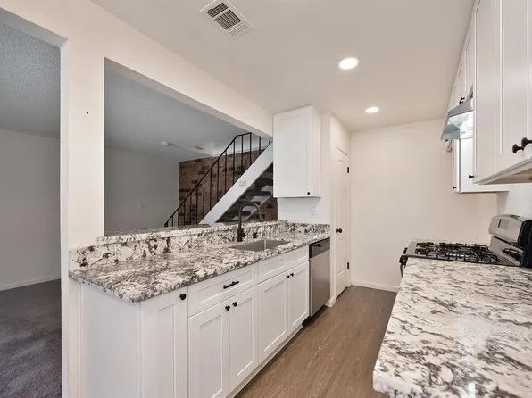 4620 Greenholme Dr APT 3, Sacramento, CA 95842