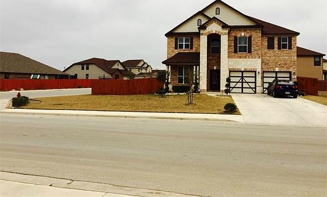 1st image of 280 Apricot Dr