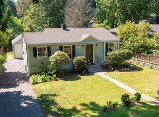 11737 38th Ave NE, Seattle, WA 98125