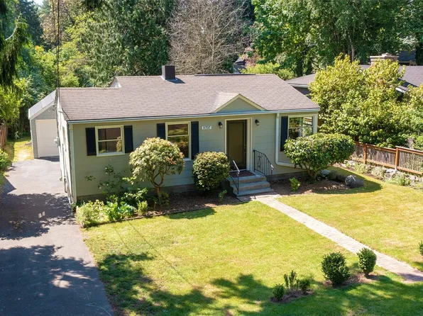 11737 38th Avenue NE, Seattle, WA 98125