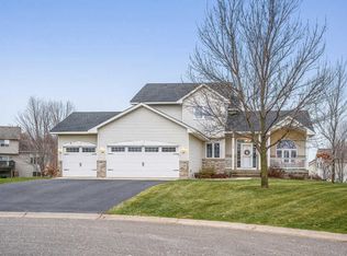 12385 Cherrywood Ct, Rogers, MN 55374