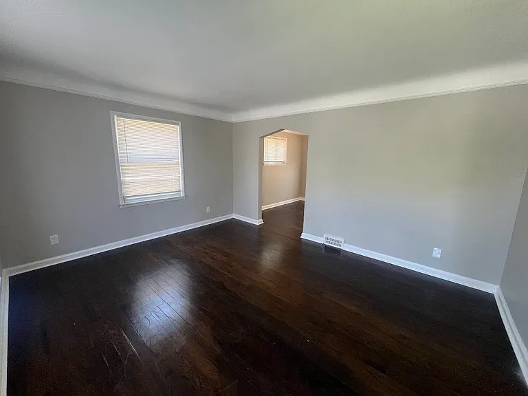 22148 Moross Rd — Photo 5