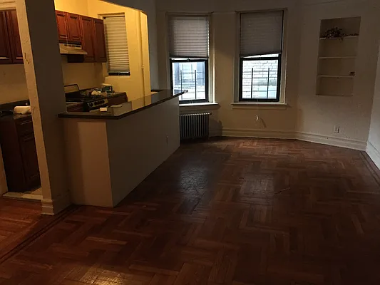 Rented by Lang Realty LLC | media 37