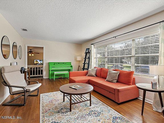 4th image of 6424 Fordham Cir E