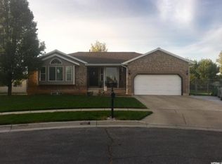 1460 S Evalin Cir, Syracuse, UT 84075