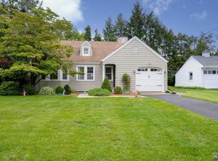 443 Bogert Ave, Ridgewood, NJ 07450