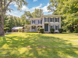 154 Woodin Rd, Halfmoon, NY 12065
