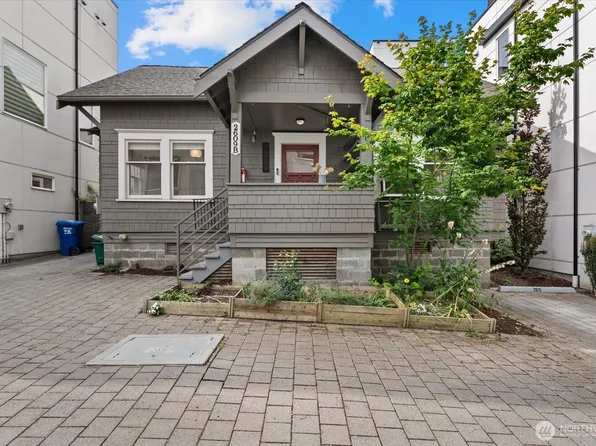 2609 SW Adams Street #B, Seattle, WA 98126