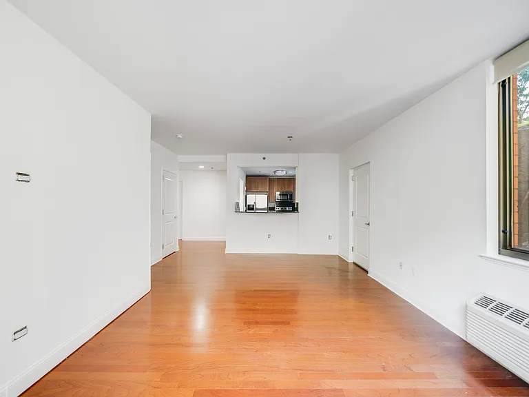 197 Gorge Rd #401 — Photo 7