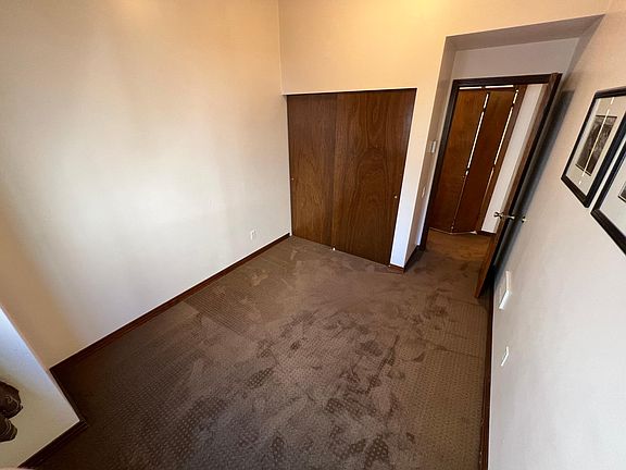 5th image of 924 17th Ave APT 3