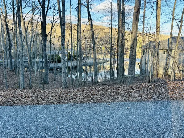 251 Dublin Ln, Crossville, TN 38558