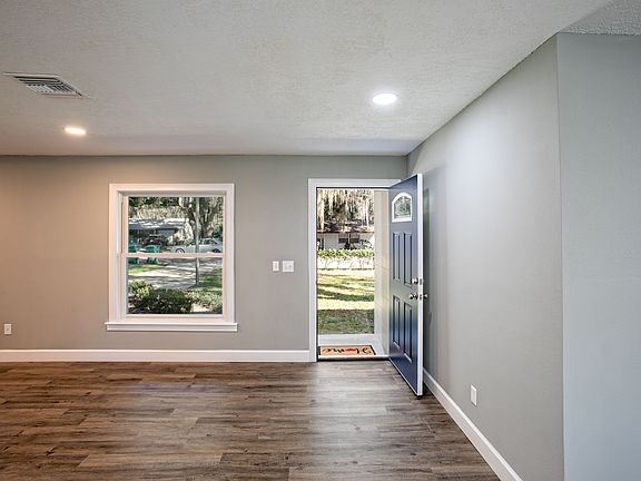 2nd image of 2312 Alice Ave