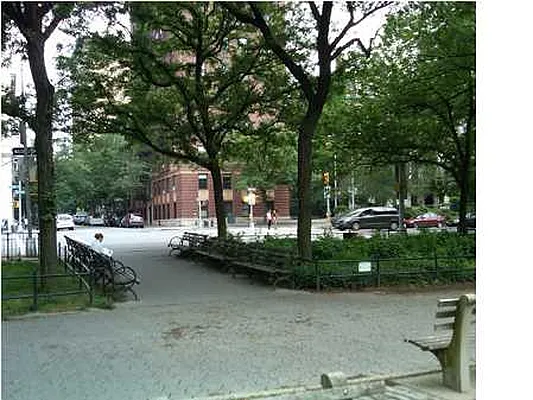 Sold by Ann Ferguson, LLC | media 13