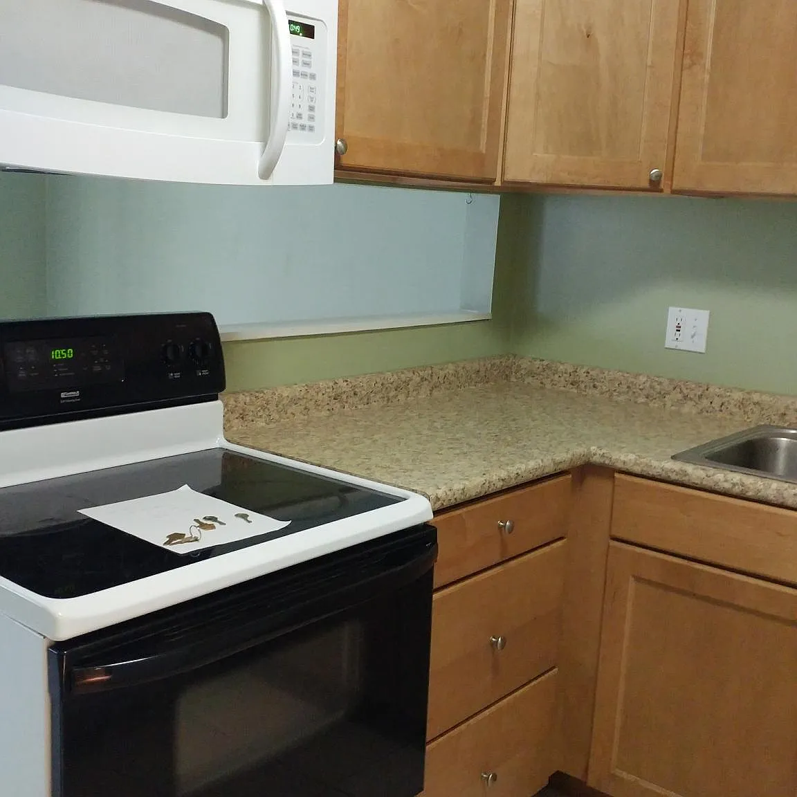 2 bed, 960 sqft, $1,950 — Photo 1