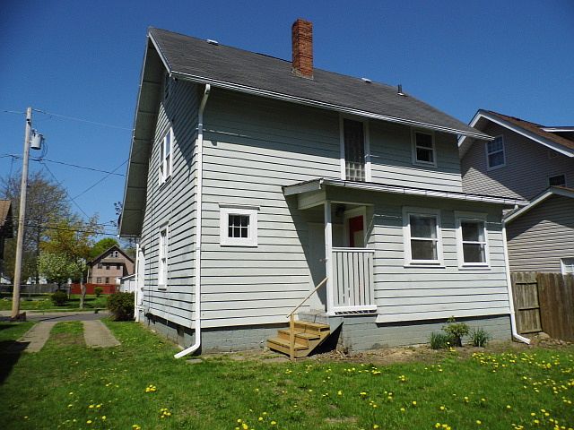 1st image of 351 Fernwood Dr