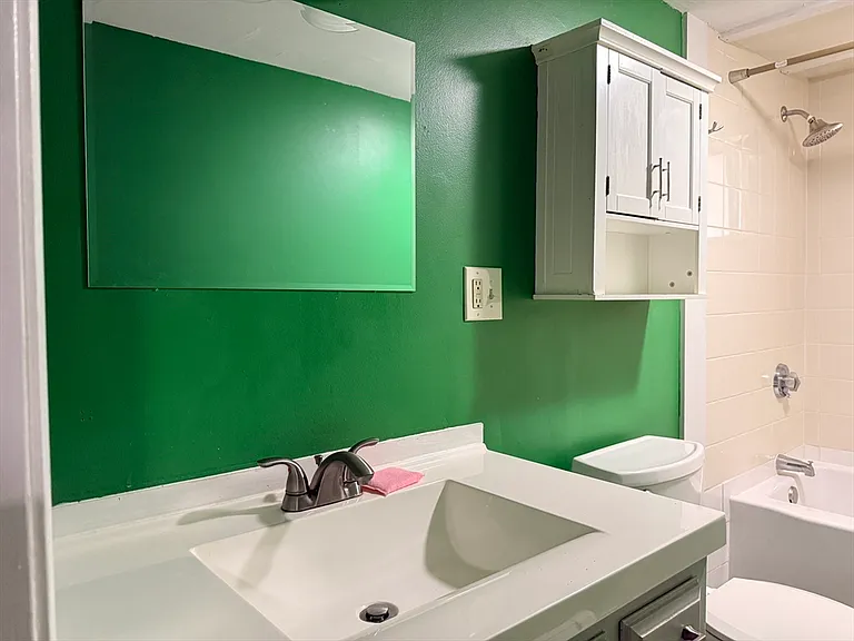 4 West St #2 — Photo 24