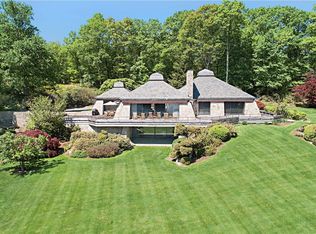 164 Eastwoods Rd, Pound Ridge, NY 10576