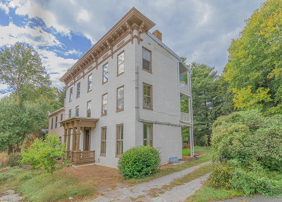 Building Photo - 3362 Uniontown Rd #2