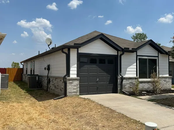 1725 Vineridge Ln, Burleson, TX 76028