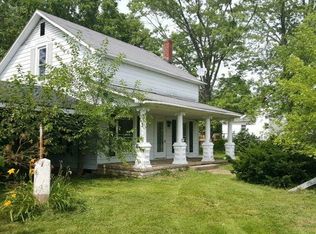 11004 N 1050 E, Hope, IN 47246