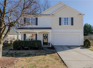 5312 Silverbrook Dr, Mc Leansville, NC 27301