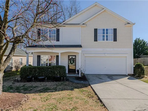 5312 Silverbrook Dr, Mc Leansville, NC 27301