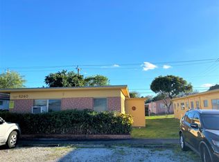 6240 Dewey St, Hollywood, FL 33023