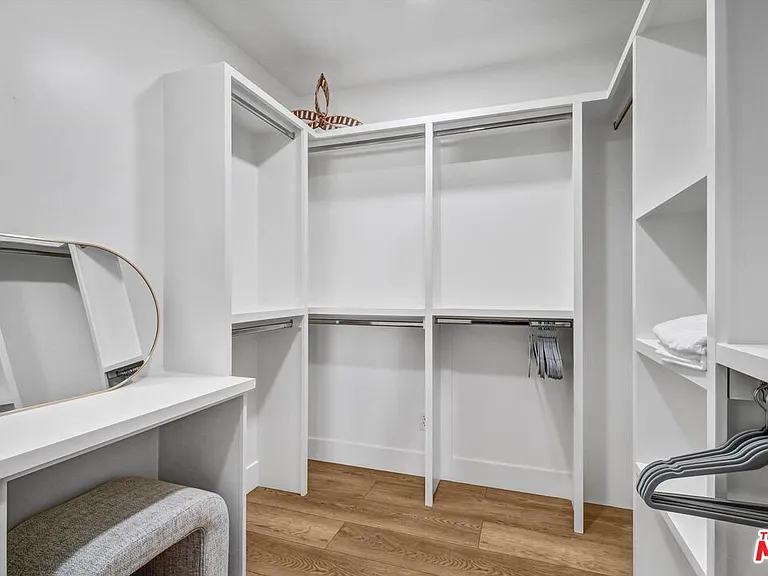 1083 Montauk Ln #1 — Photo 8