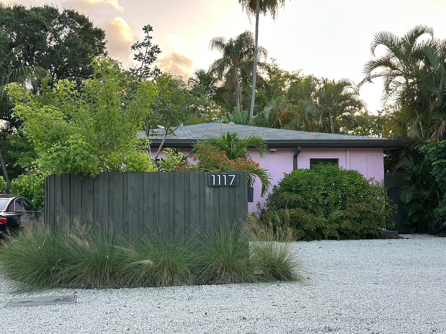 1 bed, 1.0 bath, 1491 sqft, $2,200 — Photo 4