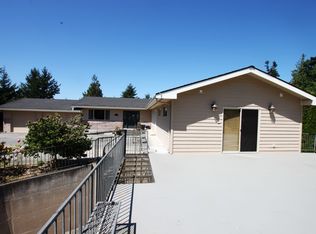 2776 Utopian Way, Camano Island, WA 98282