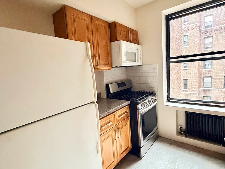 118-40 Metropolitan Ave #3C — Photo 9