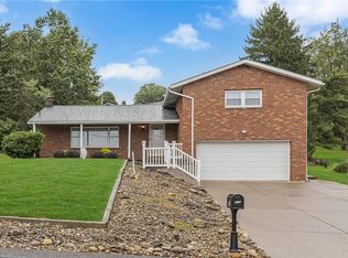 610 Davidson Dr, Rochester, PA 15074