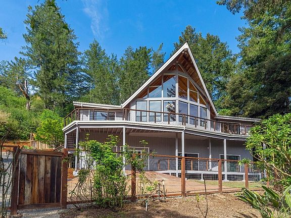 2nd image of 23259 Nikkie Ln