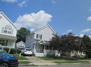 34 Wangman St, Rochester, NY 14605