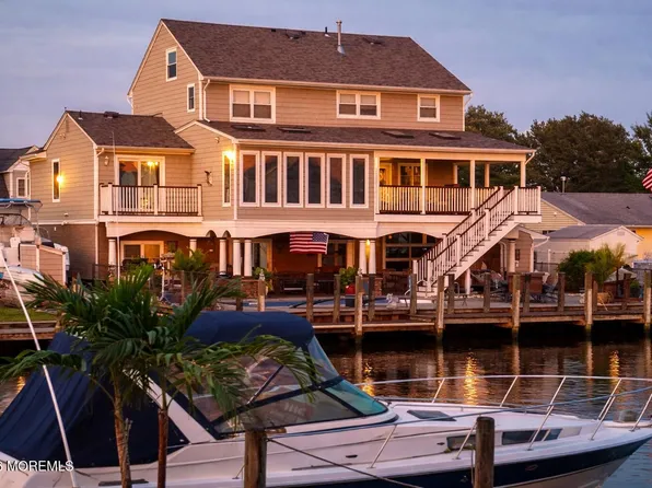 608 Conroy Avenue, Toms River, NJ 08753