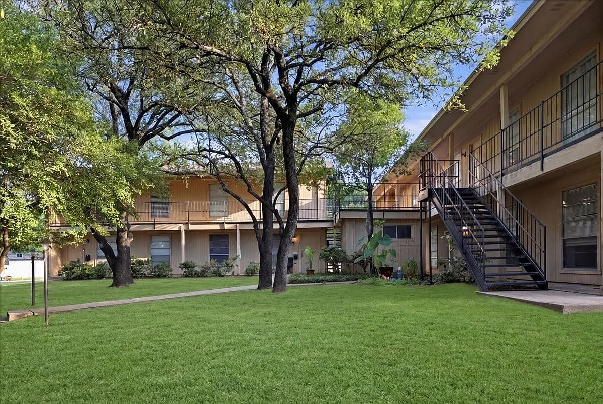 1 bed, 1.0 bath, 600 sqft, $1,025 — Photo 4
