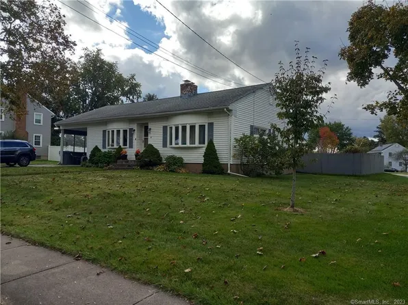 18 Alice Drive, Manchester, CT 06042