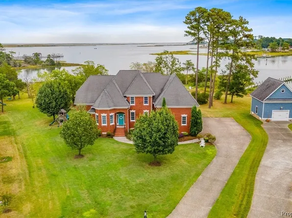 15 Henleys Way, Poquoson, VA 23662