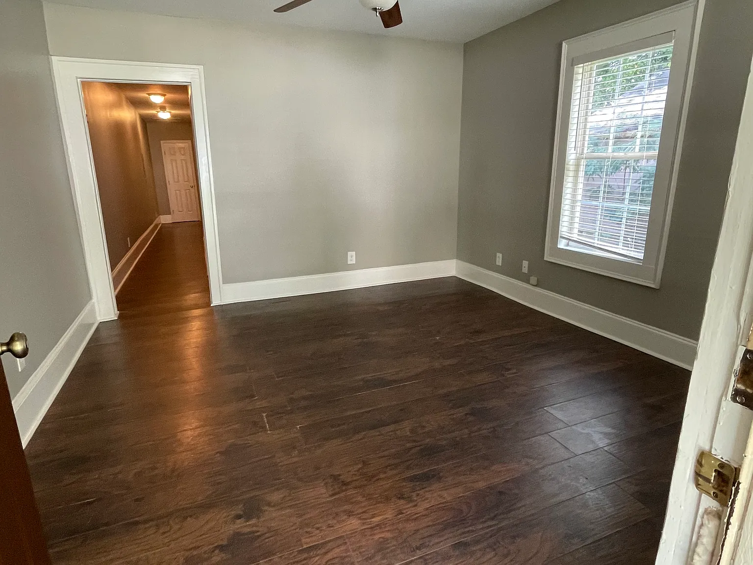 1132 Montreat Ave SW — Photo 3