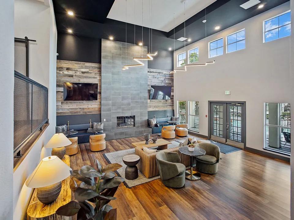 Our clubroom is complete with lounge seating and ample entertainment options.