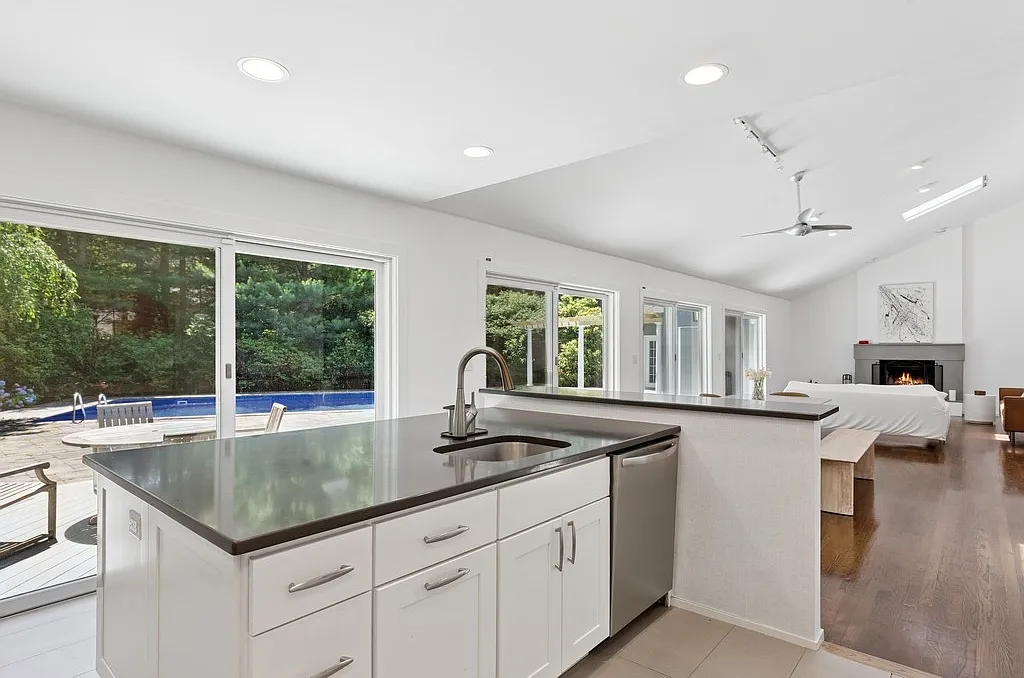 Settler's Landing Summer Rental — Photo 4