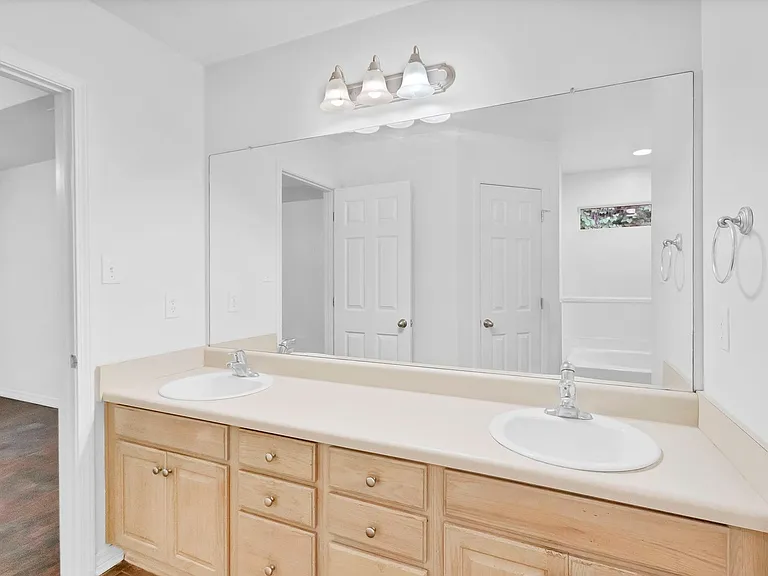 8352 Preakness Ct — Photo 25