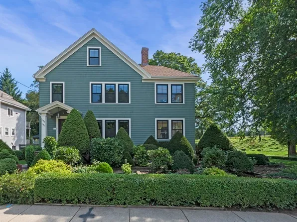143 Oakley Rd #143, Belmont, MA 02478