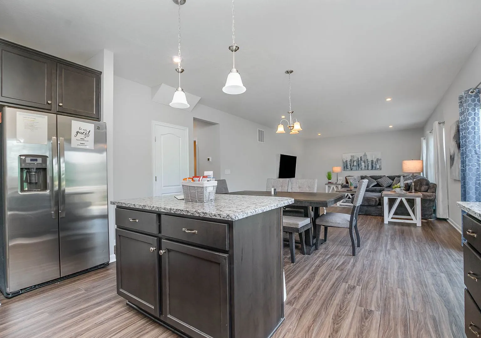 Brand new construction in well-kept HOA community. — Photo 4