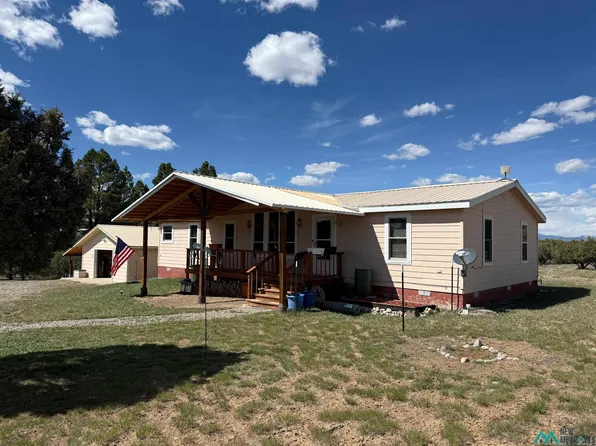 16 Overlook Rd, Los Ojos, NM 87551