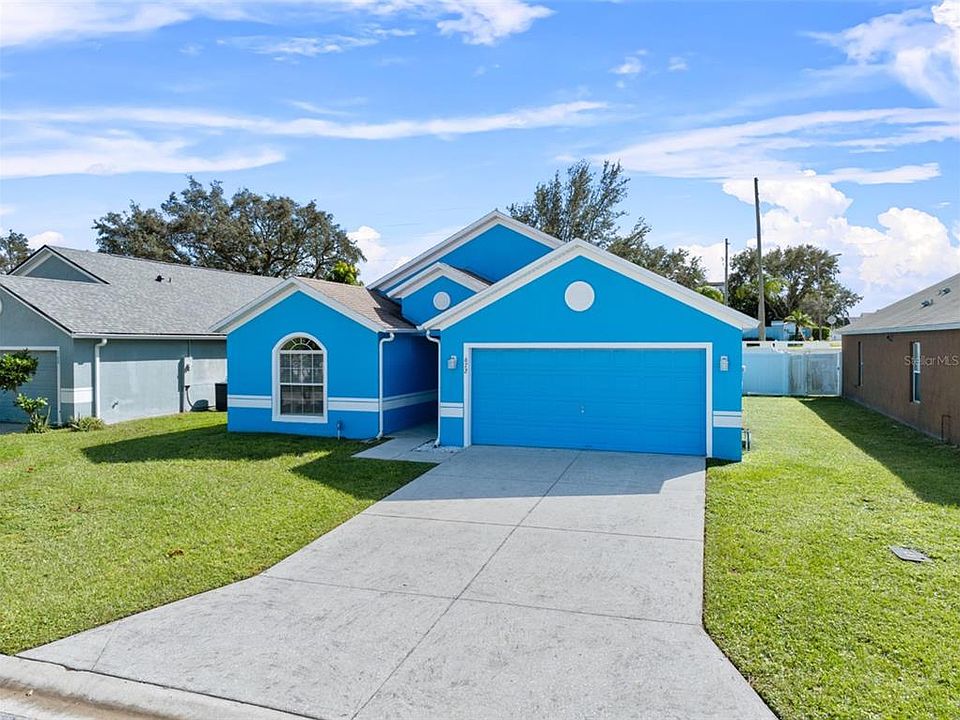 1st image of 672 DELANCEY DRIVE