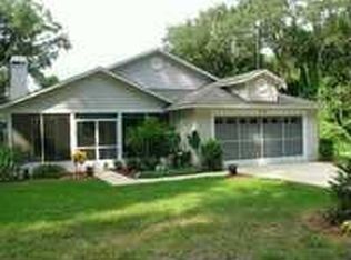 420 Lake St, Umatilla, FL 32784